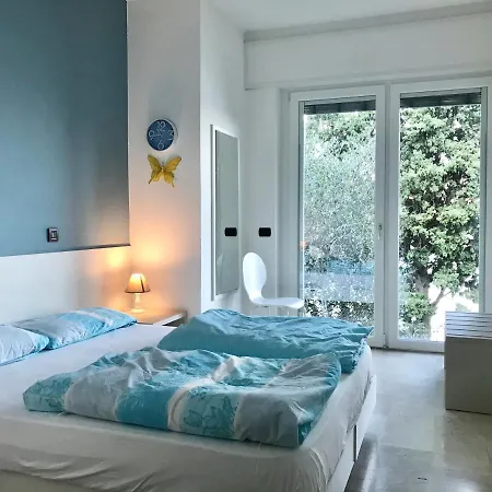 Apartment Lake Front